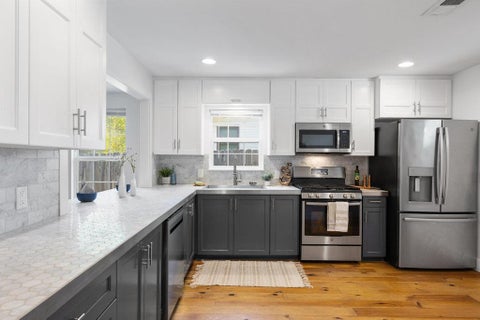 Photo of 4709 Mount Vernon DR, Austin, TX 78745 (MLS # 1280647)