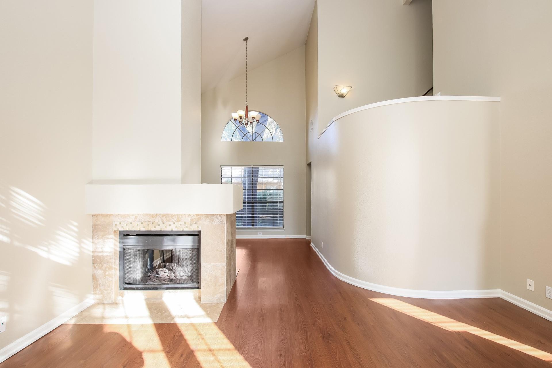 2802 Hummingbird CIR