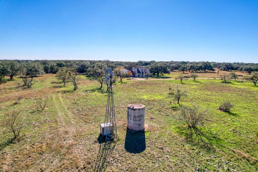 Photo of 121 Amber CRK, Burnet, TX 78611 (MLS # 3888877)
