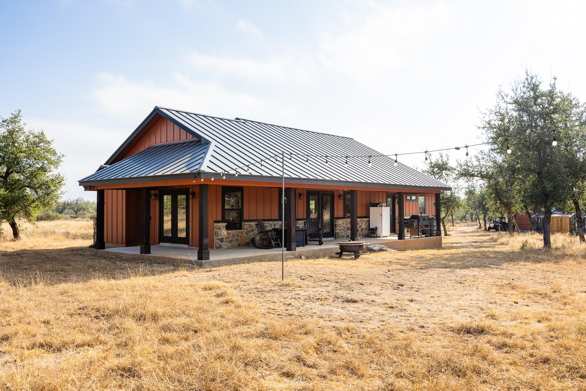 300 Kiowa Creek TRL