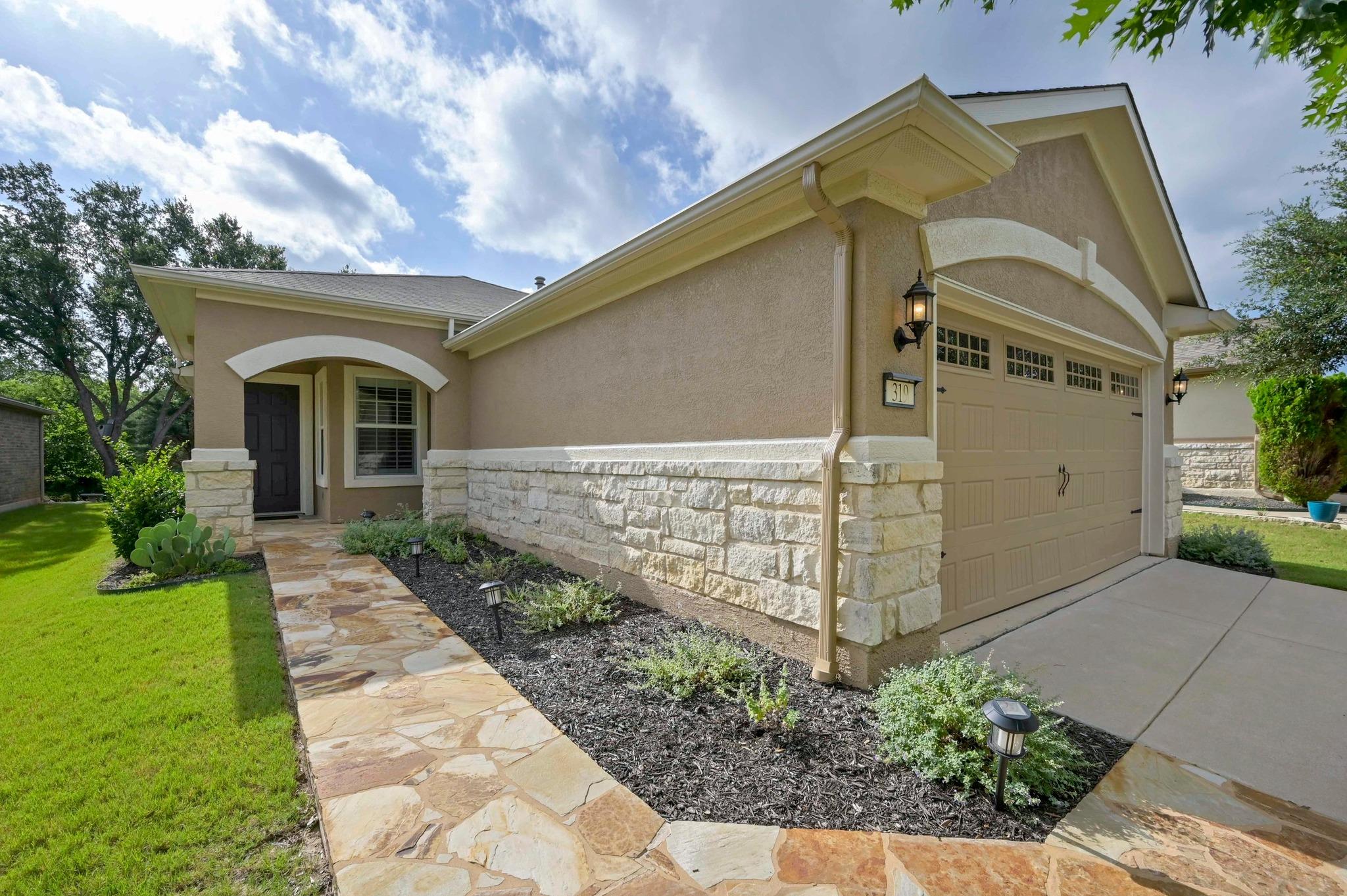 319 Salado Creek LN