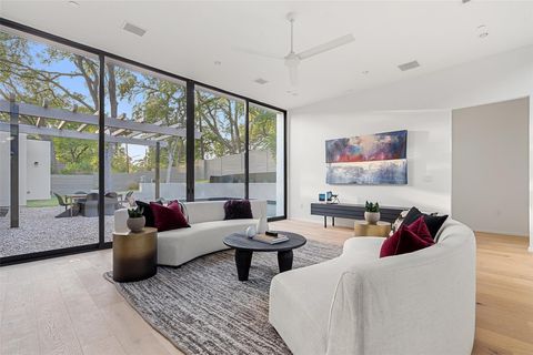 Tiny photo for 2704 Mountain Laurel DR, Austin, TX 78703 (MLS # 4275499)