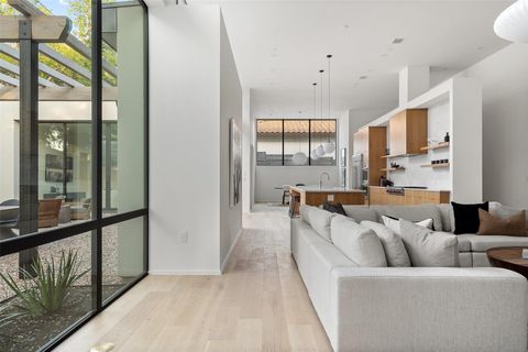 Tiny photo for 2704 Mountain Laurel DR, Austin, TX 78703 (MLS # 4275499)