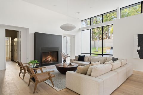 Tiny photo for 2704 Mountain Laurel DR, Austin, TX 78703 (MLS # 4275499)