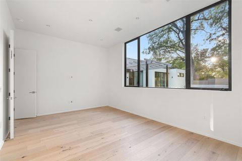 Tiny photo for 2704 Mountain Laurel DR, Austin, TX 78703 (MLS # 4275499)