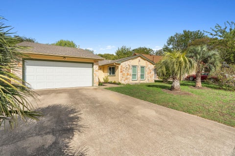 Tiny photo for 604 Meadow Lea DR, Austin, TX 78745 (MLS # 3162843)