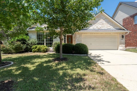Photo of 6304 Salcon Cliff DR, Austin, TX 78749 (MLS # 2088394)