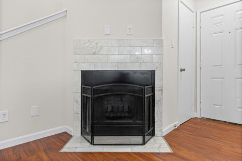 Tiny photo for 512 Eberhart LN #1402, Austin, TX 78745 (MLS # 4494799)