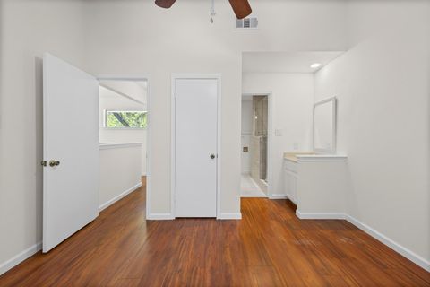 Tiny photo for 512 Eberhart LN #1402, Austin, TX 78745 (MLS # 4494799)