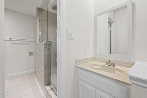 Tiny photo for 512 Eberhart LN #1402, Austin, TX 78745 (MLS # 4494799)