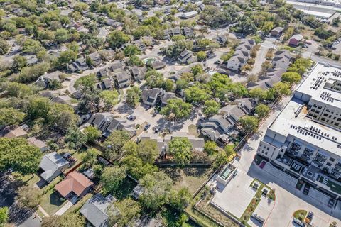 Tiny photo for 512 Eberhart LN #1402, Austin, TX 78745 (MLS # 4494799)