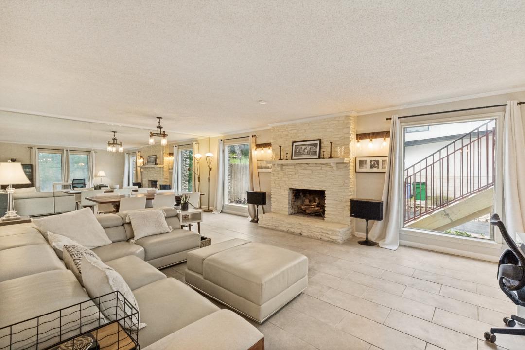 13207 Mansfield DR