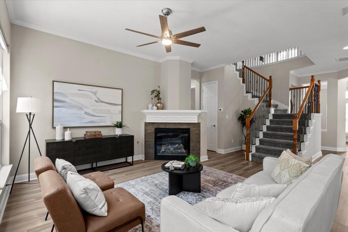 15300 Interlachen DR