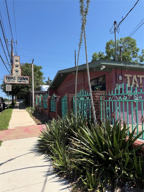 Photo of 1157 Chicon ST, Austin, TX 78702 (MLS # 8605913)