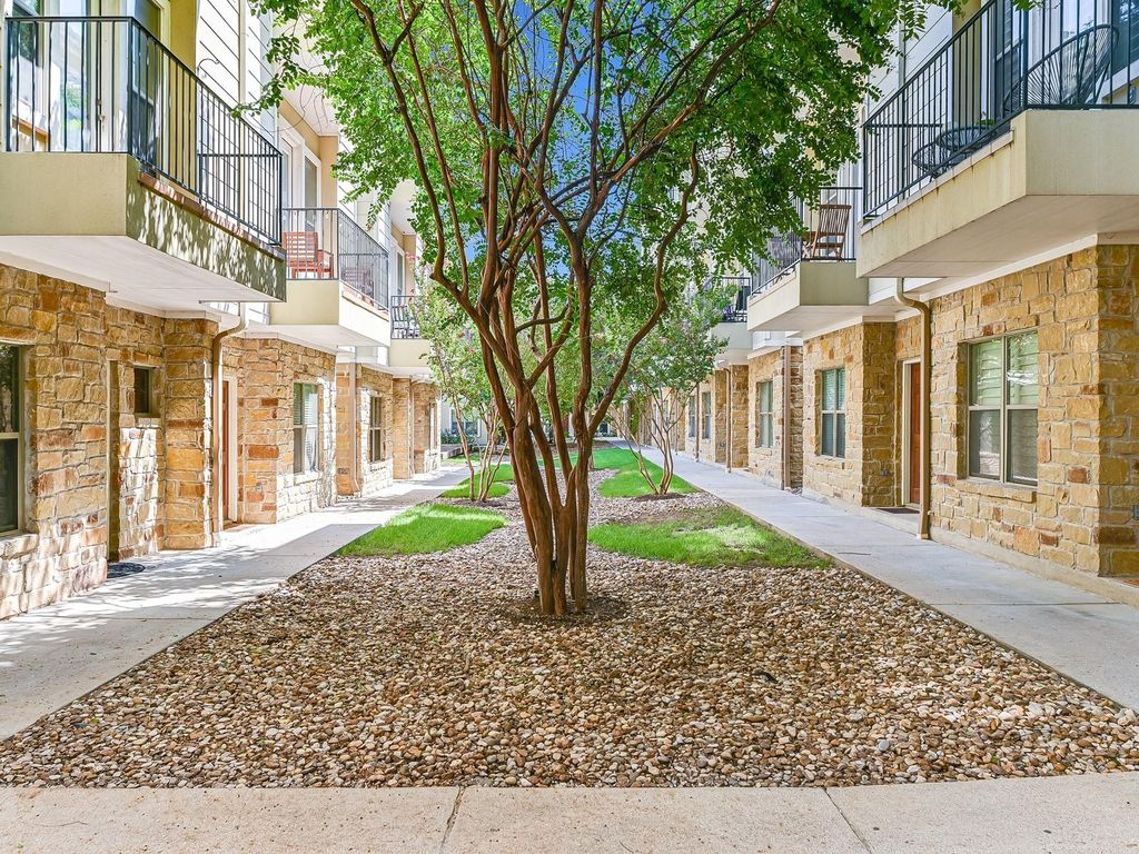 Photo of 1115 Kinney Ave #9, Austin, TX 78704 (MLS # 7746448)