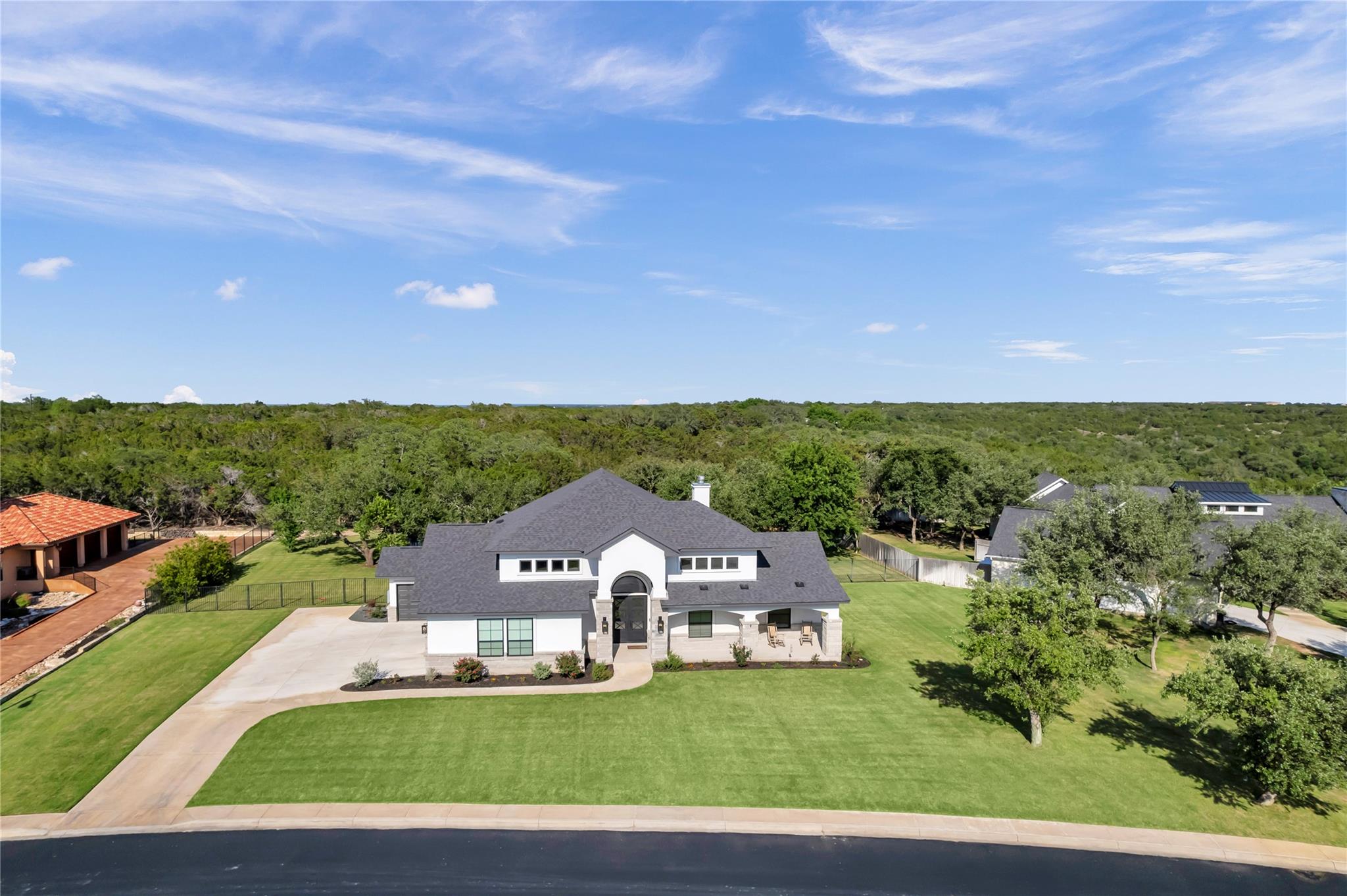 206 Dawna Len DR