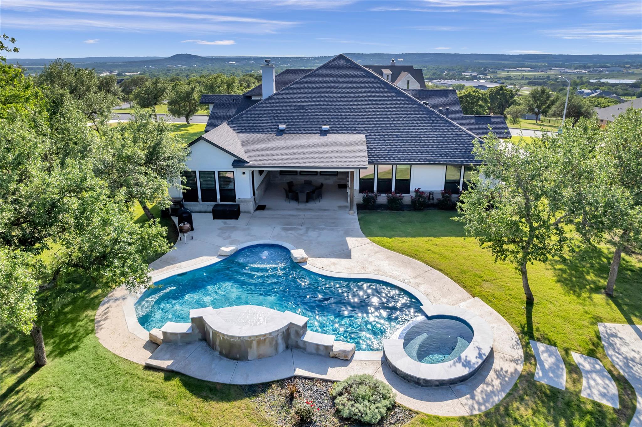 206 Dawna Len DR