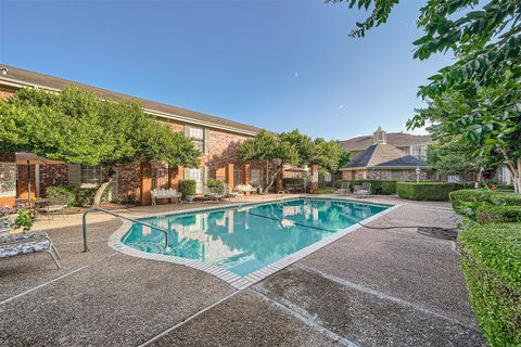 Photo of 7920 Rockwood LN #203, Austin, TX 78757 (MLS # 2408613)