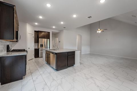 Tiny photo for 8215 Prairie Rye DR, Lago Vista, TX 78645 (MLS # 5263410)