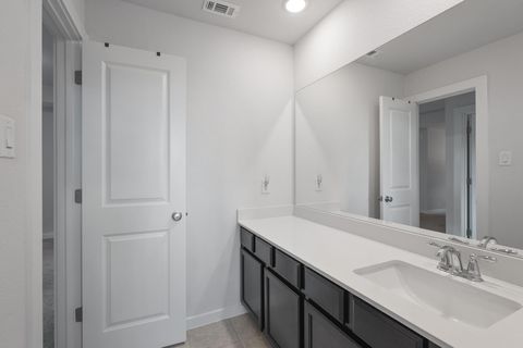 Tiny photo for 8215 Prairie Rye DR, Lago Vista, TX 78645 (MLS # 5263410)