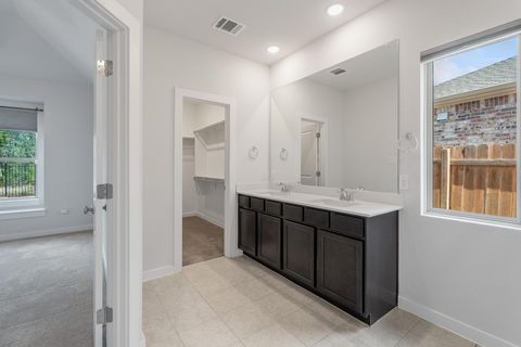 Tiny photo for 8215 Prairie Rye DR, Lago Vista, TX 78645 (MLS # 5263410)