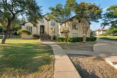 2 Heatherbloom LN The Hills TX 78738