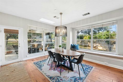 Tiny photo for 2 Heatherbloom LN, The Hills, TX 78738 (MLS # 5362208)