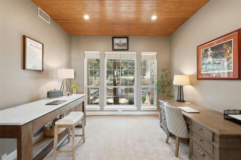 Tiny photo for 2 Heatherbloom LN, The Hills, TX 78738 (MLS # 5362208)