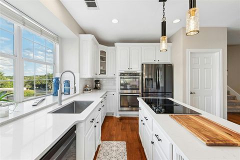 Tiny photo for 2 Heatherbloom LN, The Hills, TX 78738 (MLS # 5362208)