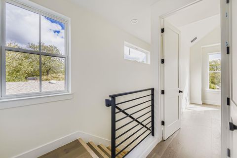 Tiny photo for 4712 S Forest DR, Austin, TX 78745 (MLS # 2159975)