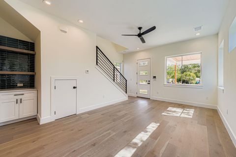 Tiny photo for 4712 S Forest DR, Austin, TX 78745 (MLS # 2159975)