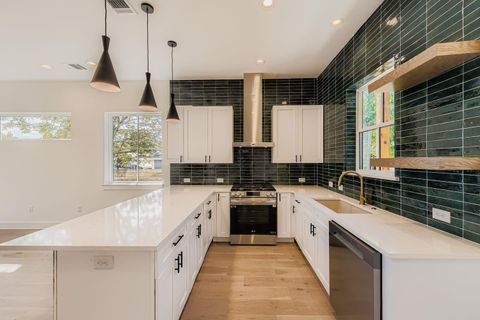 Tiny photo for 4712 S Forest DR, Austin, TX 78745 (MLS # 2159975)