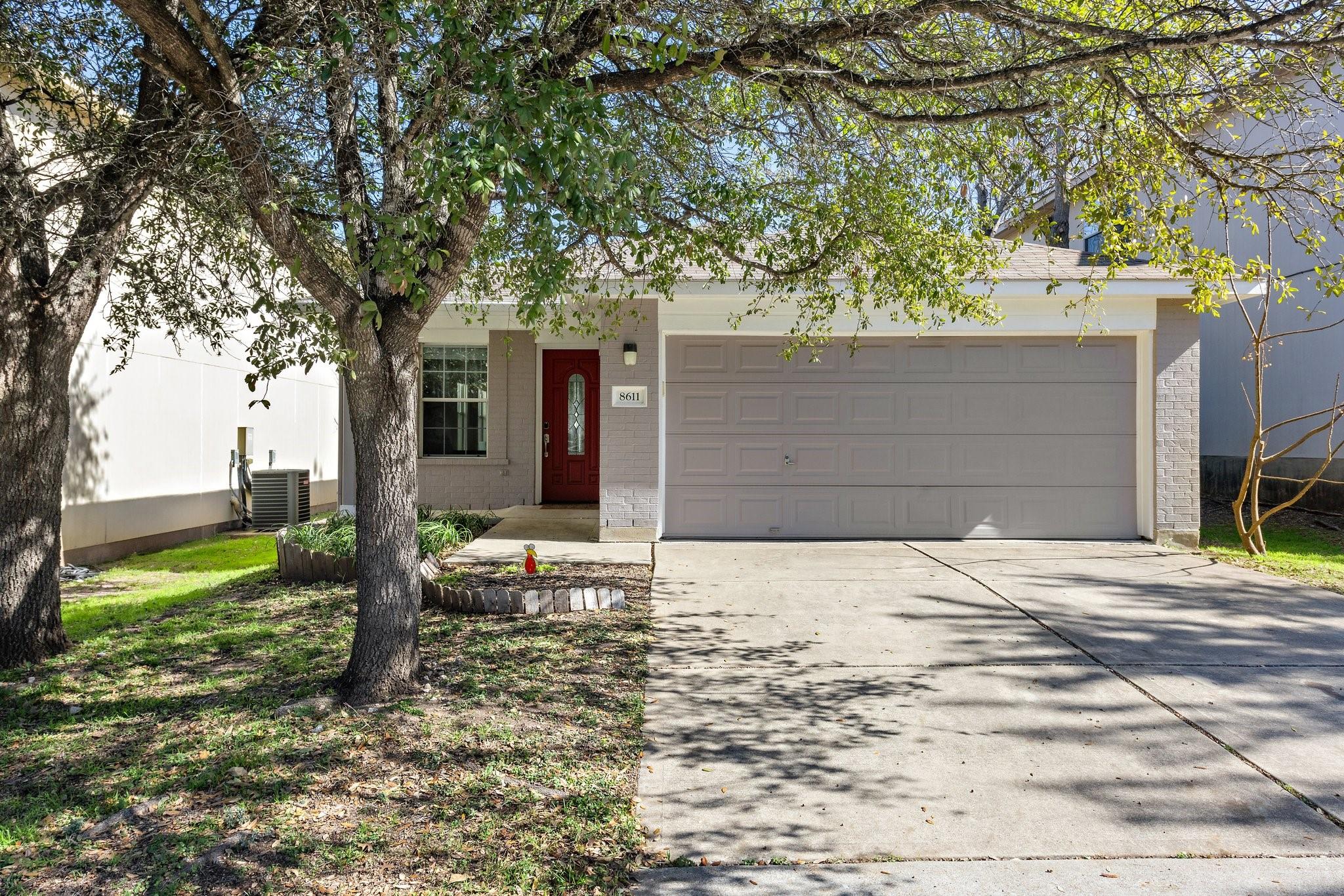 8611 Davis Oaks TRL