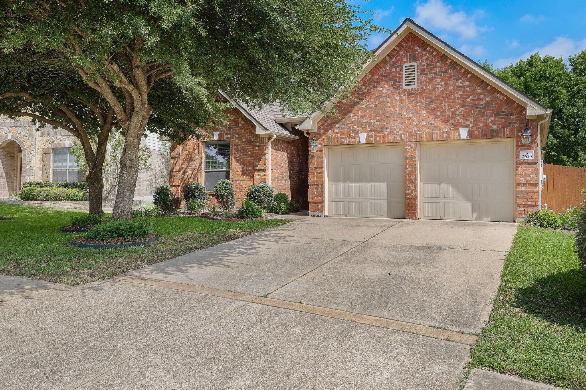 2625 Mirasol LOOP