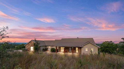 Photo of 128 Skylight TRL, Boerne, TX 78006 (MLS # 4376357)