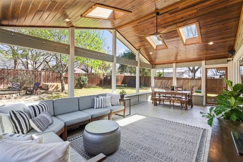 Photo of 7211 Geneva DR, Austin, TX 78723 (MLS # 9526195)