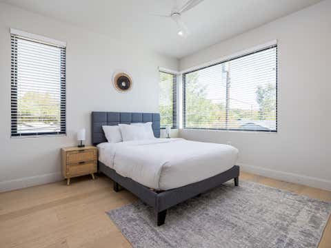 Tiny photo for 6620 Isabelle DR #B, Austin, TX 78752 (MLS # 1375614)