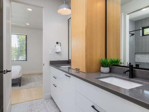 Tiny photo for 6620 Isabelle DR #B, Austin, TX 78752 (MLS # 1375614)