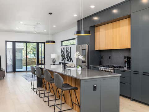 Tiny photo for 6620 Isabelle DR #B, Austin, TX 78752 (MLS # 1375614)