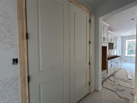 Tiny photo for 8112 Grenadier DR, Austin, TX 78738 (MLS # 8203561)