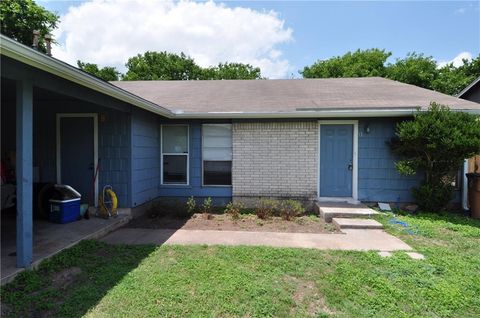 Photo of 10612 Topperwein DR #B, Austin, TX 78758 (MLS # 1917885)