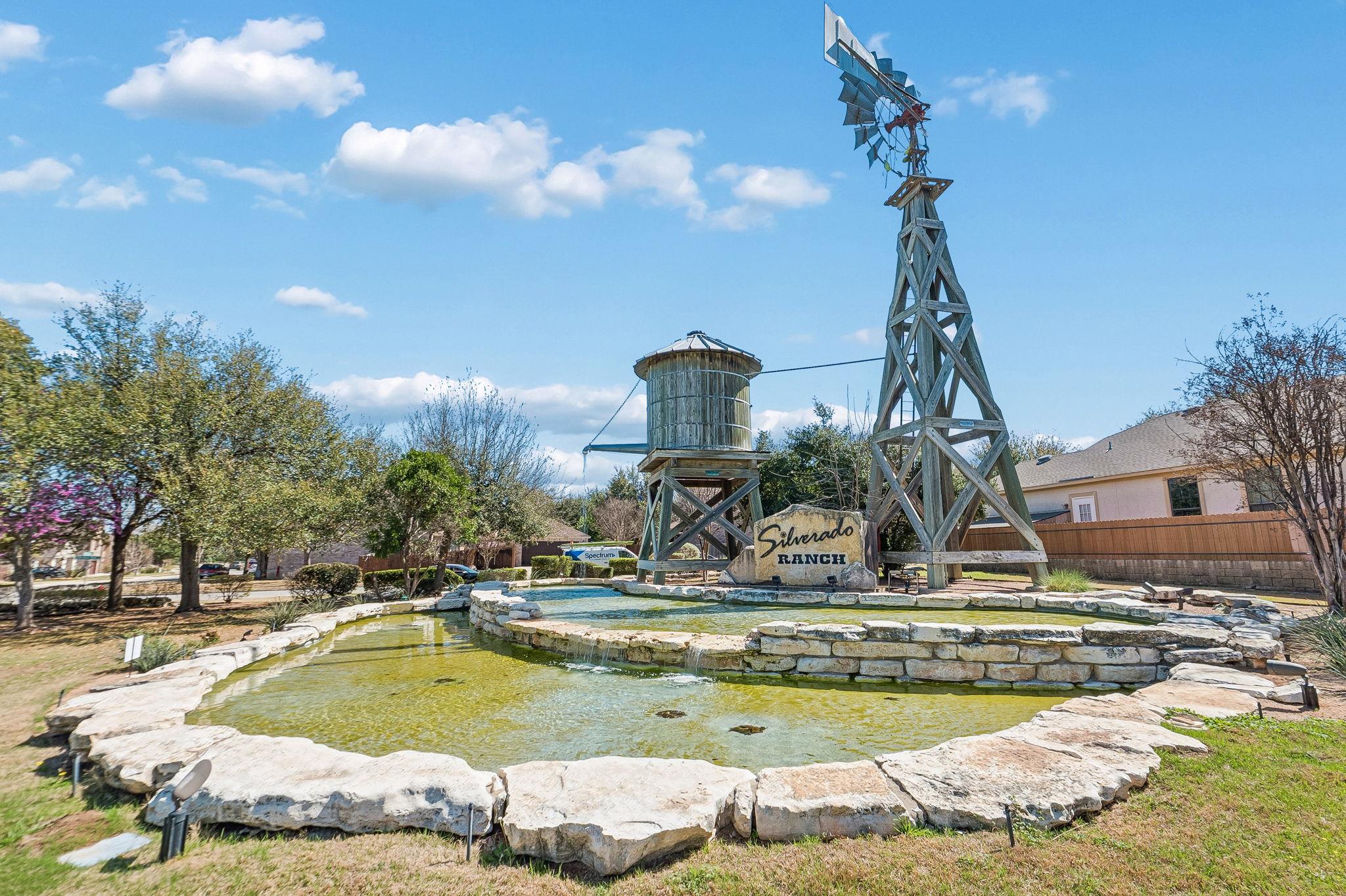 615 Whistlers Walk TRL