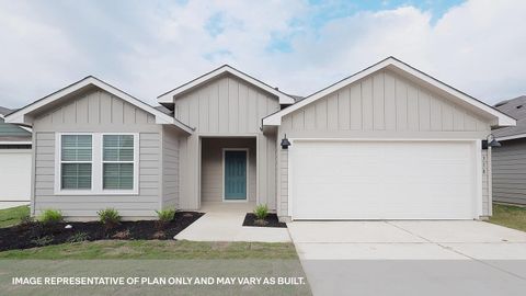 105 NORTH RICHLAND DR Lockhart TX 78644
