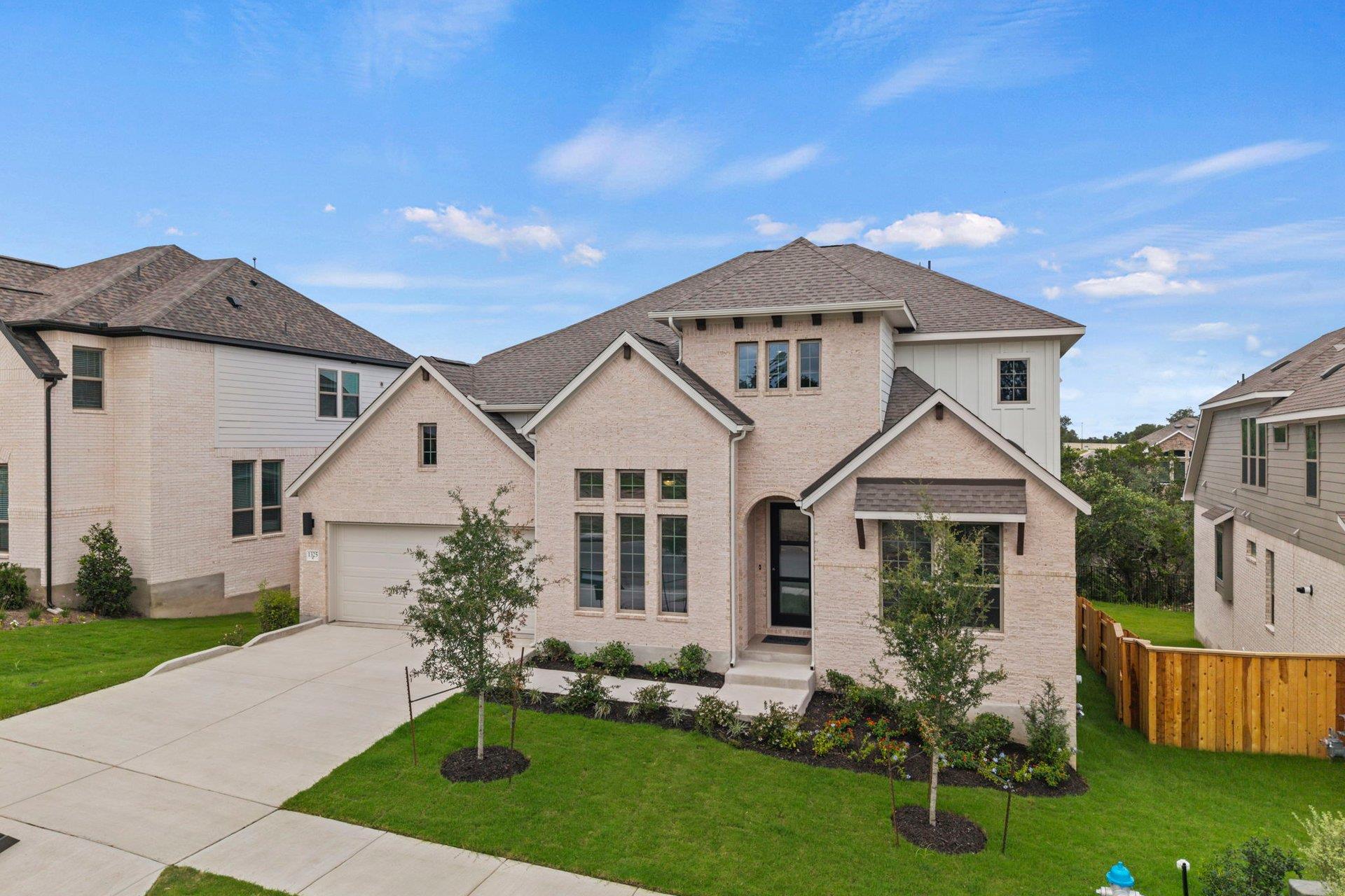 1325 White Daisy LN