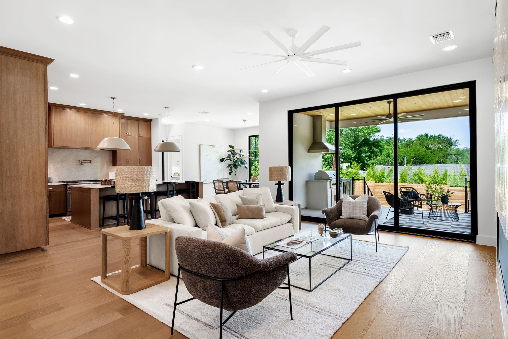 2703 Oak Park DR