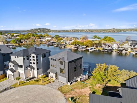 Photo of 175 Pointview DR, Granite Shoals, TX 78654 (MLS # 9752439)