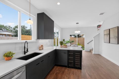 Tiny photo for 4200 Valley View RD #B, Austin, TX 78704 (MLS # 2368056)