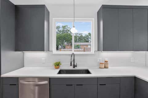 Tiny photo for 4200 Valley View RD #B, Austin, TX 78704 (MLS # 2368056)