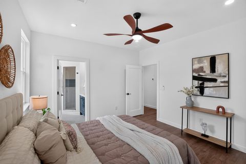 Tiny photo for 4200 Valley View RD #B, Austin, TX 78704 (MLS # 2368056)