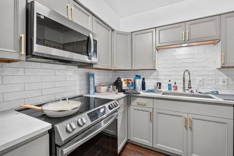 Tiny photo for 2408 Longview ST #109, Austin, TX 78705 (MLS # 2201190)